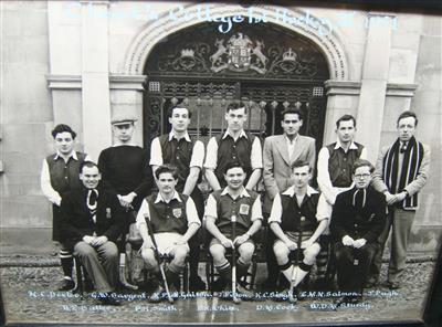 cc01175 1951 hockey.jpg; cc01175; 1951 Hockey team; Photograph